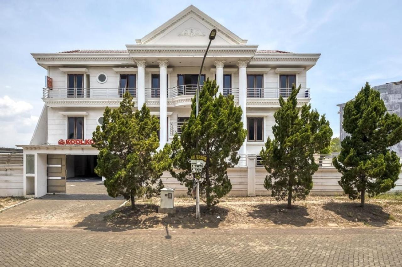 Koolkost @ Villa Puncak Tidar マラン エクステリア 写真
